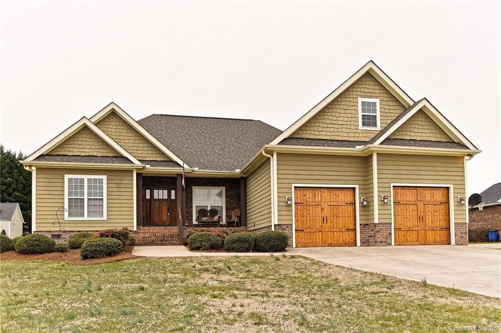 1921 Old Farm Road Lincolnton, NC 28092 - Photo 1 of 35 Gallery Image 1
