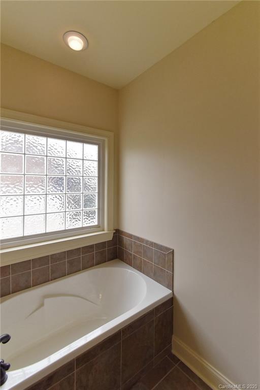 1921 Old Farm Road Lincolnton, NC 28092 - Photo 28 of 35 Gallery Image 28