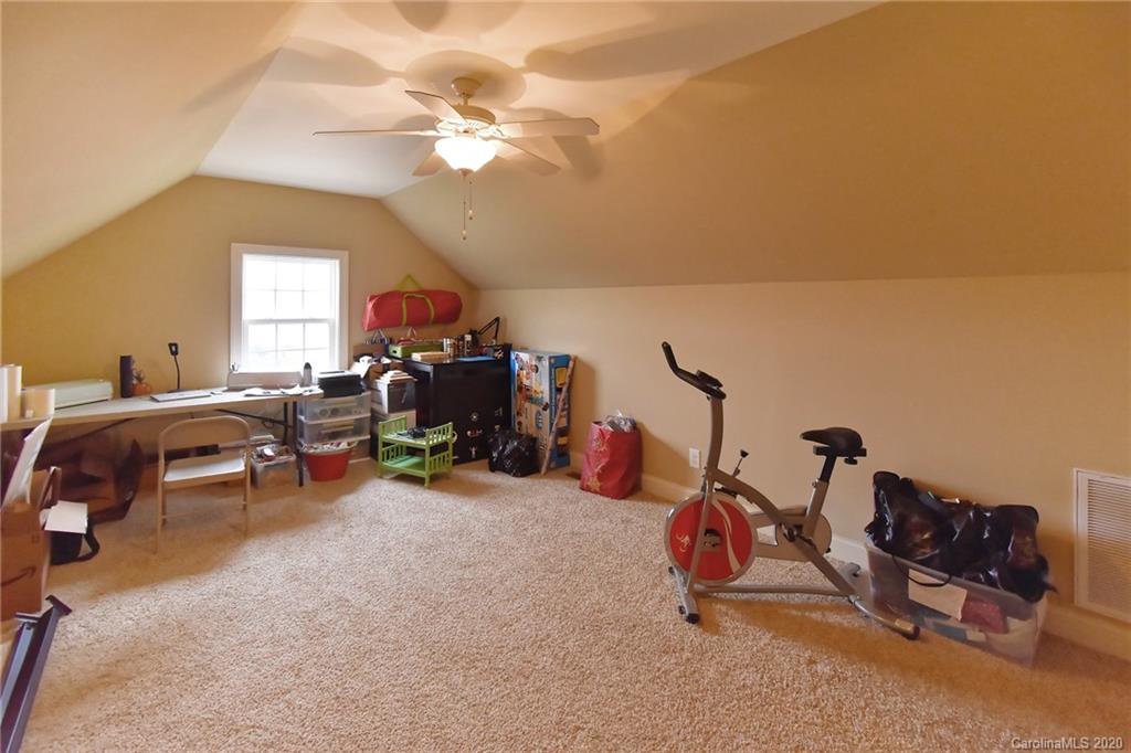 1921 Old Farm Road Lincolnton, NC 28092 - Photo 31 of 35 Gallery Image 31