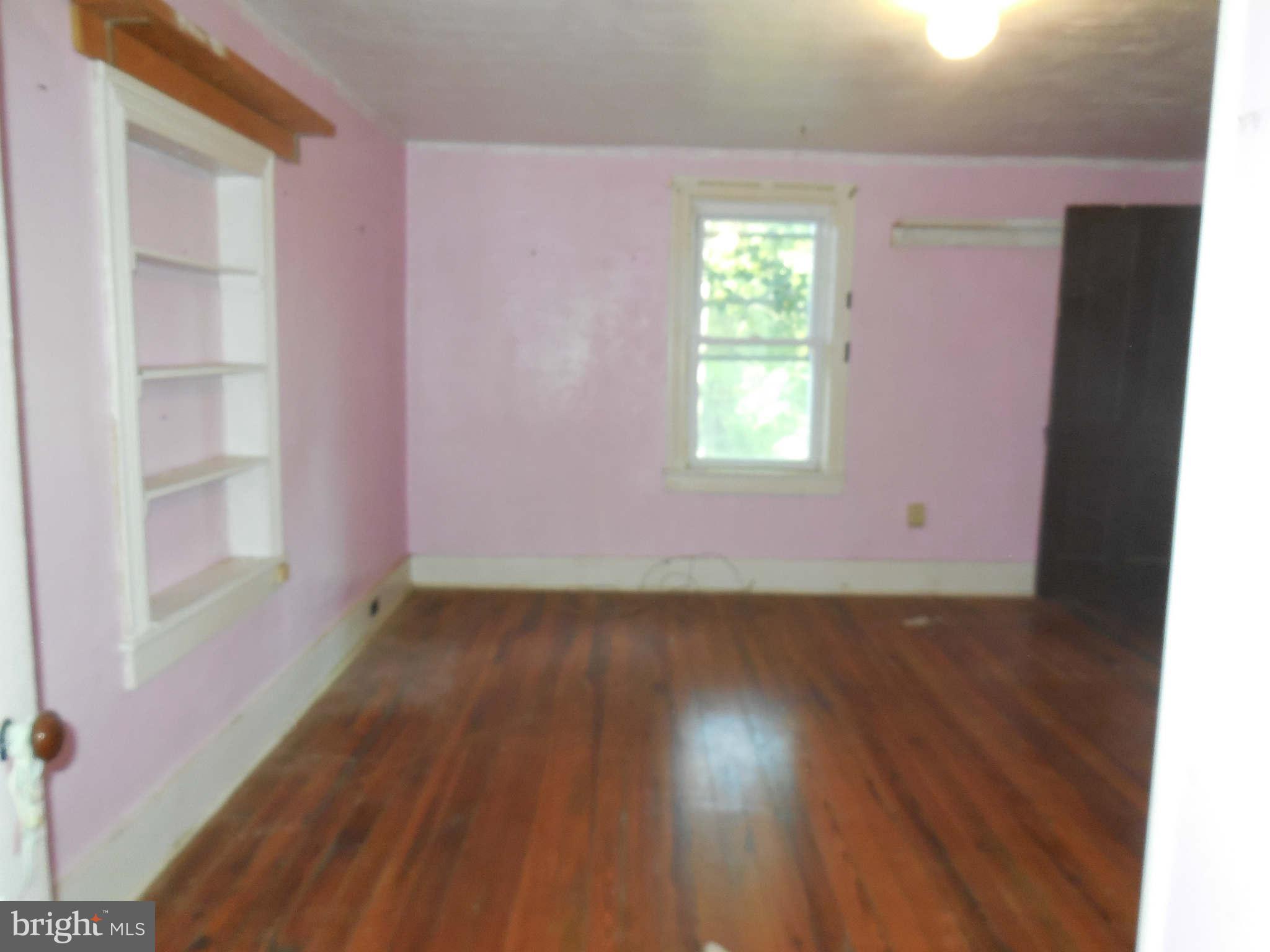 457 Pleasant Valley Road Westminster, MD 21158 - Photo 16 of 30 Bedroom