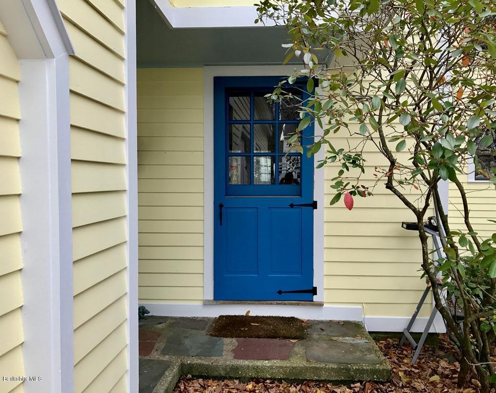 570 E Road Stamford, VT 05352 - Photo 20 of 40 Exterior door