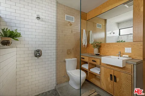 $1,495,000 | 1415 Murray Drive, Los Angeles, CA 90026