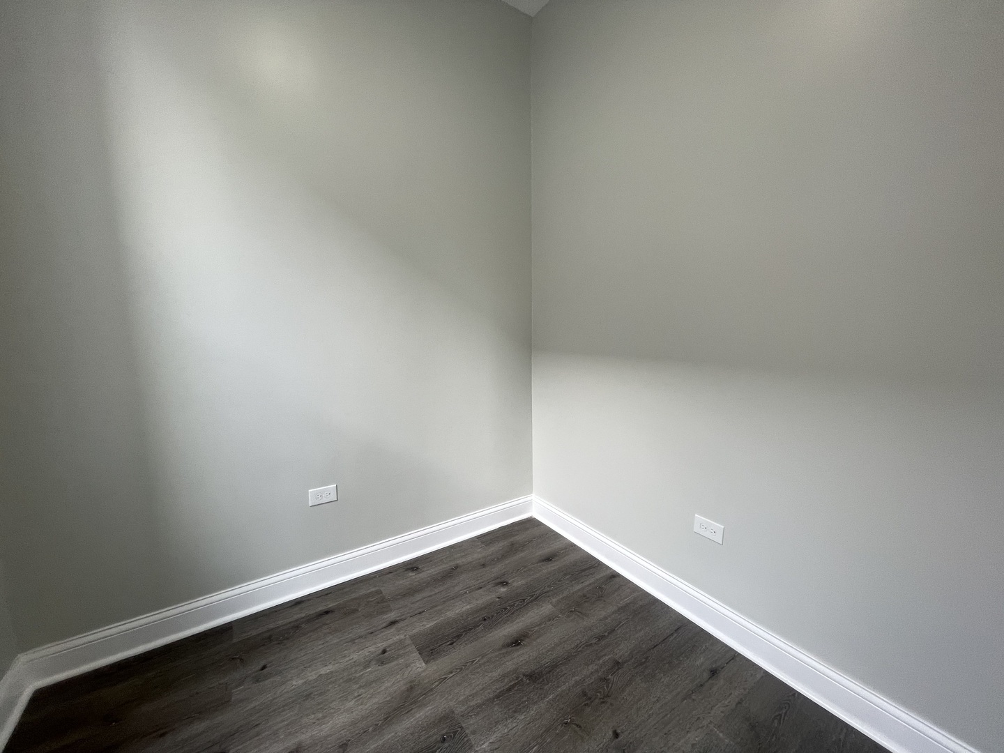 930 West 35th Street, Unit 2F Chicago, IL 60609 - Photo 10 of 13 a view of an empty room with wooden floor