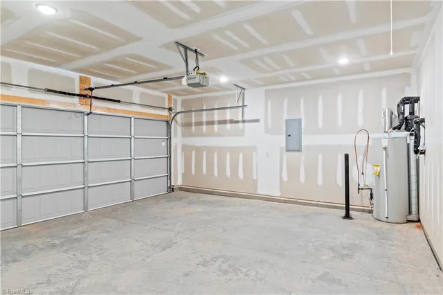 $296,990 | 275 Waylon Court, Lexington, NC 27295