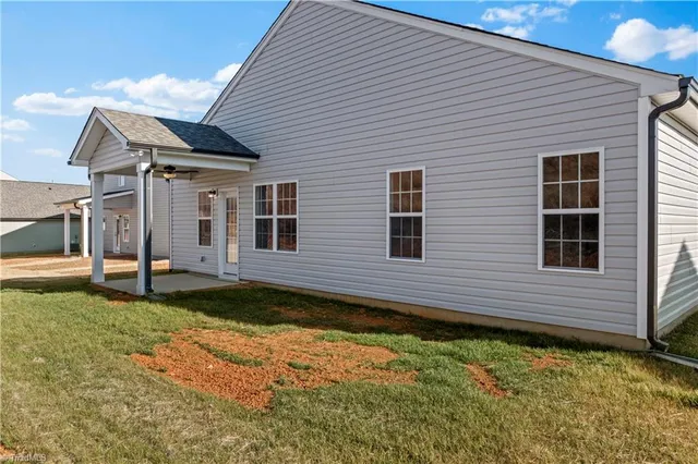 $296,990 | 275 Waylon Court, Lexington, NC 27295