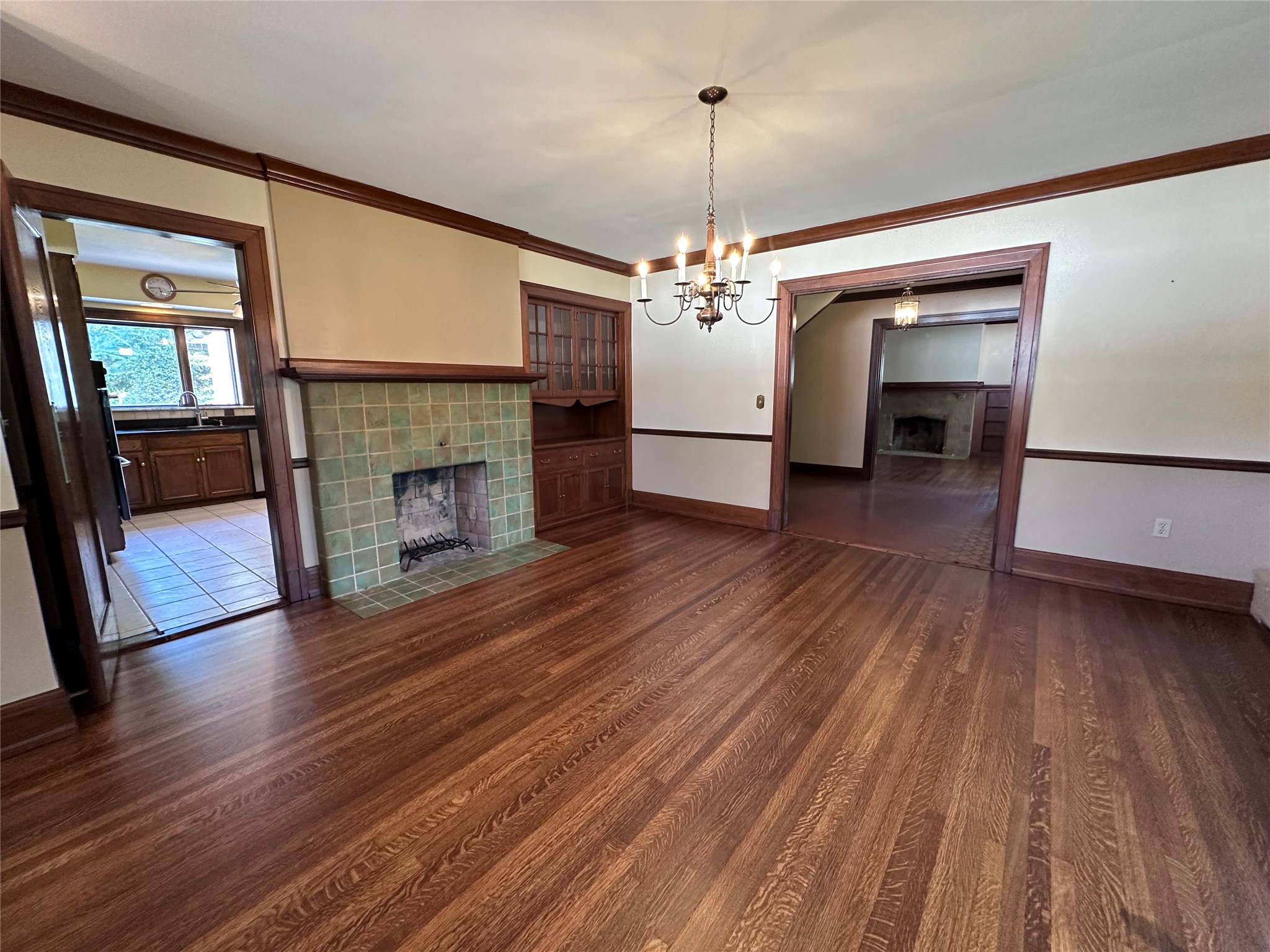 515 Hilltop Road Erie, PA 16509 - Photo 14 of 45 Gorgeous Oak refinished hardwood floors in Dining Room.