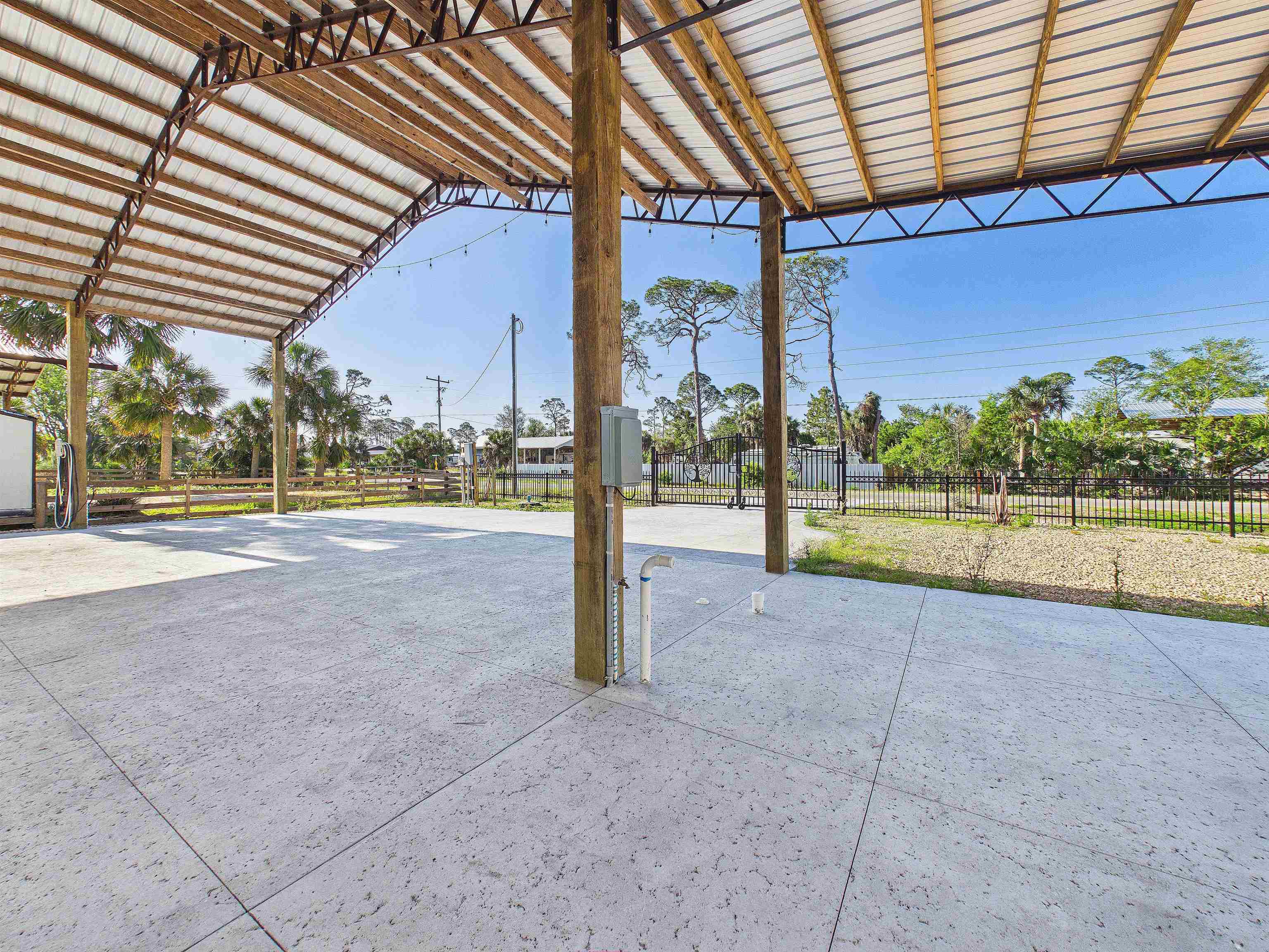 348 Cedar Island Road Perry, FL 32348 - Photo 18 of 19