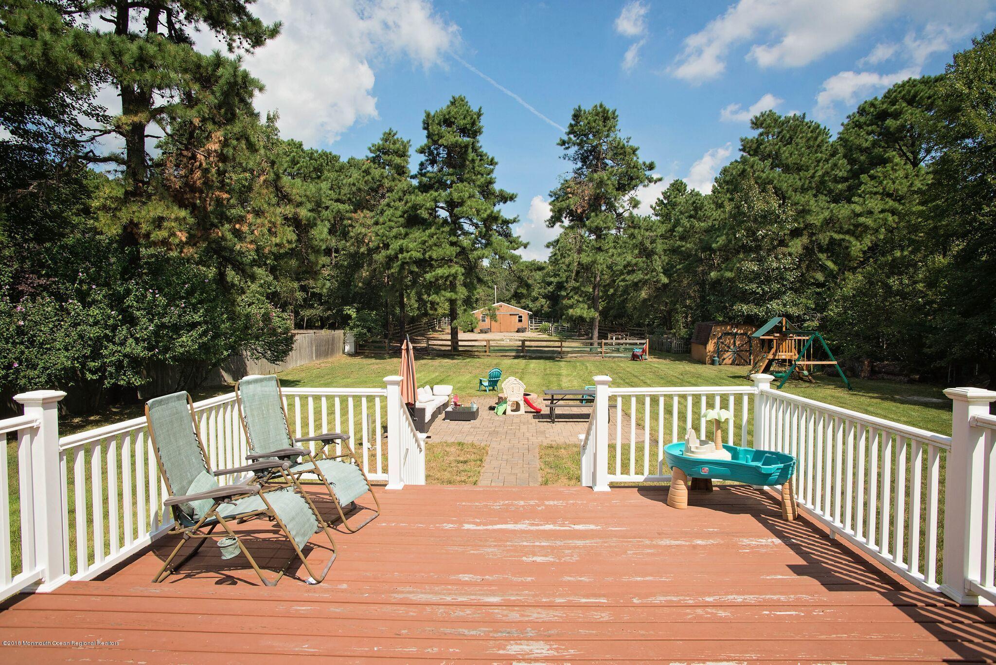 966 Farmingdale Road Jackson, NJ 08527 - Photo 21 of 26 farmingdale deck