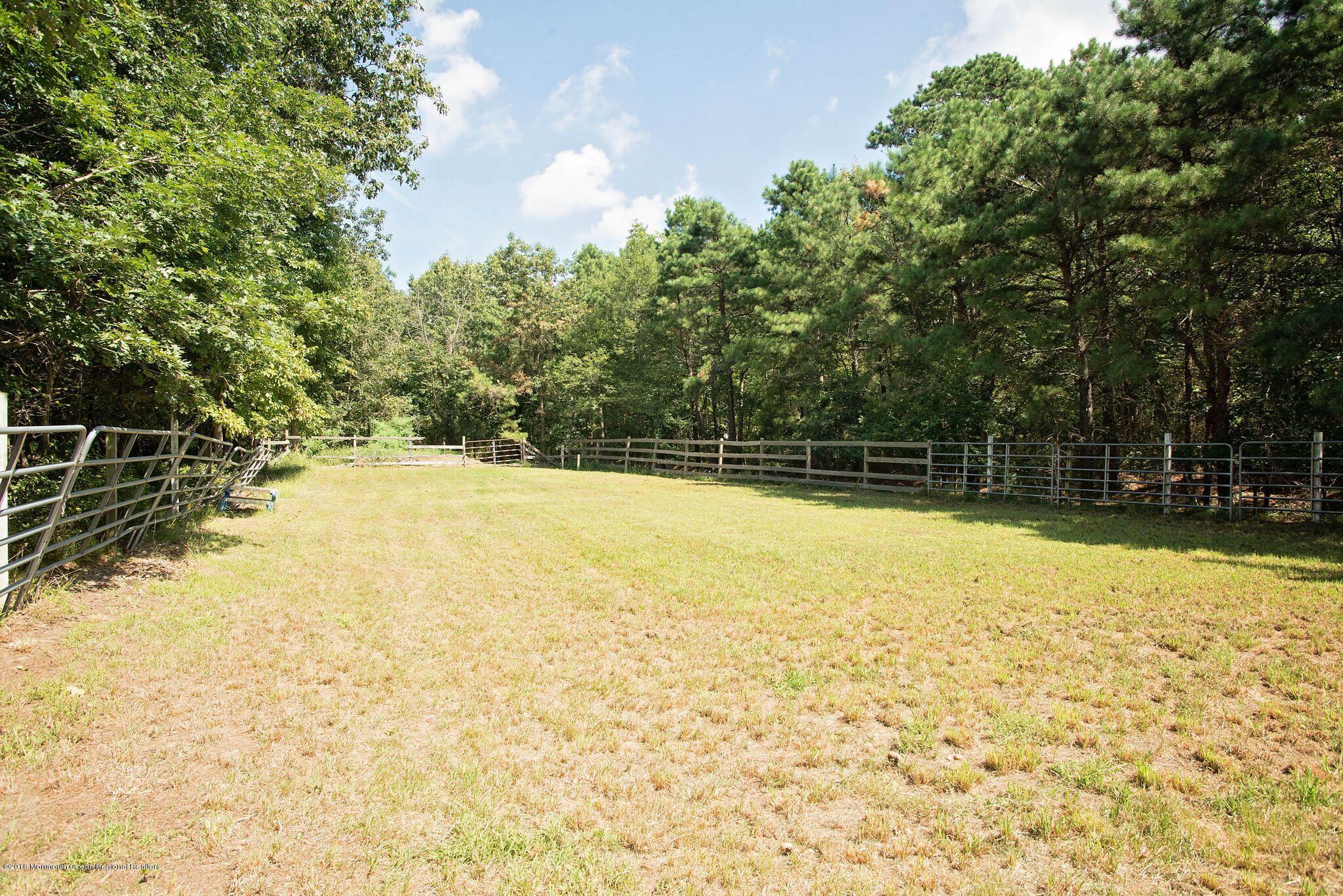 966 Farmingdale Road Jackson, NJ 08527 - Photo 25 of 26 farmingdale track