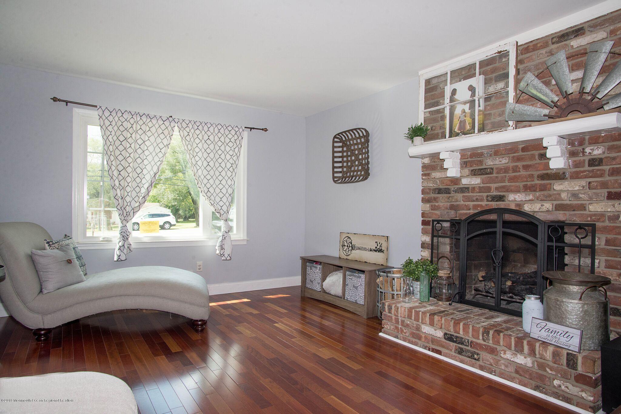 966 Farmingdale Road Jackson, NJ 08527 - Photo 9 of 26 farmingdale fr