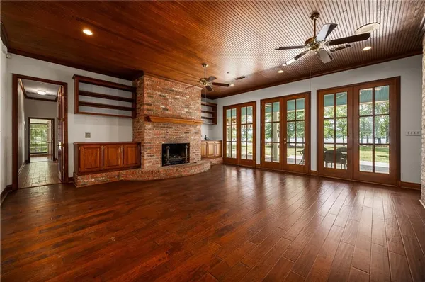 $999,000 | 388 Peninsula Drive, Natchitoches, LA 71457