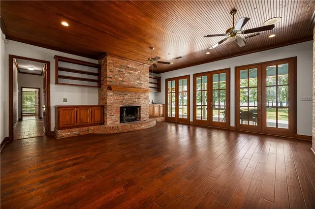 $999,000 | 388 Peninsula Drive, Natchitoches, LA 71457