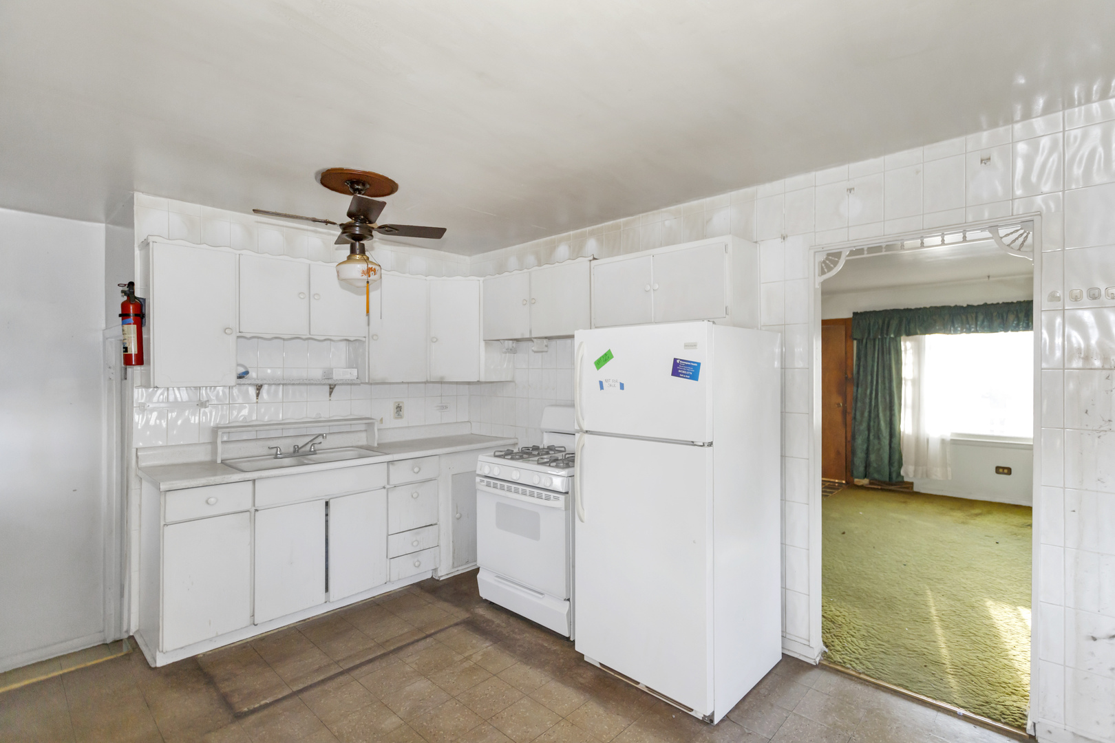 714 South Oltendorf Road Streamwood, IL 60107 - Photo 11 of 25