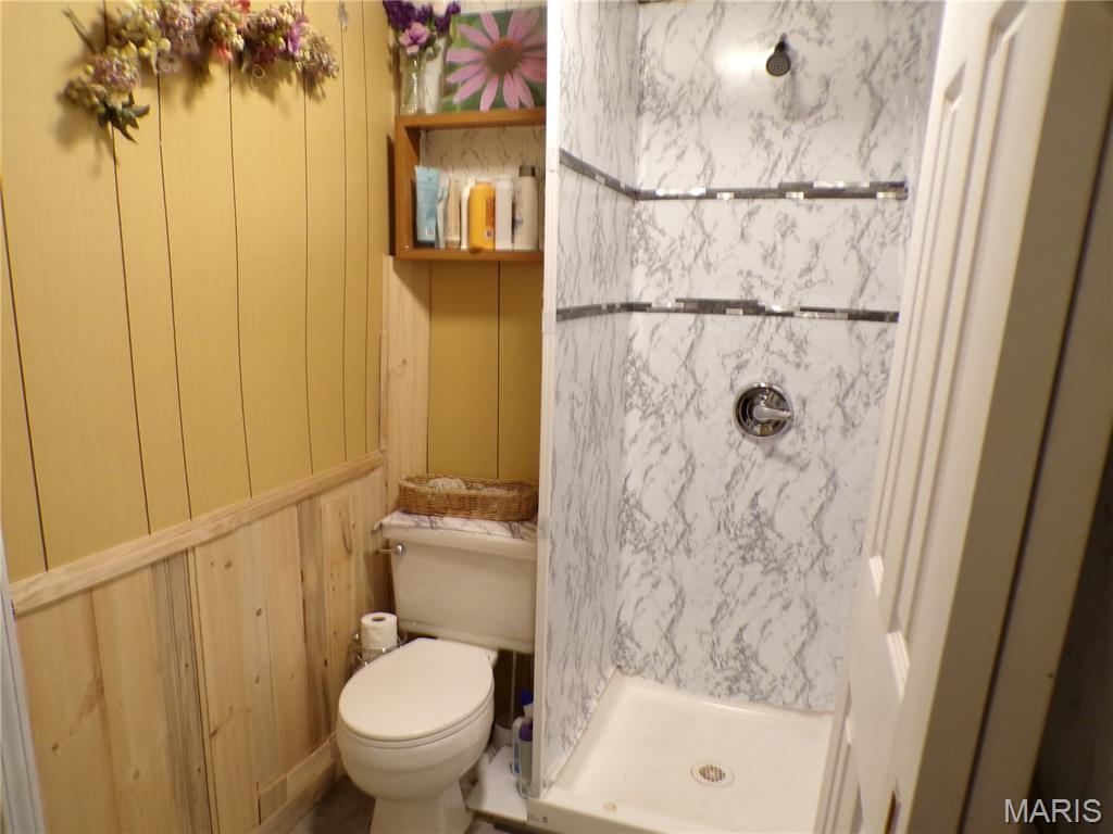 418 East Elm Street Gillespie, IL 62033 - Photo 17 of 25