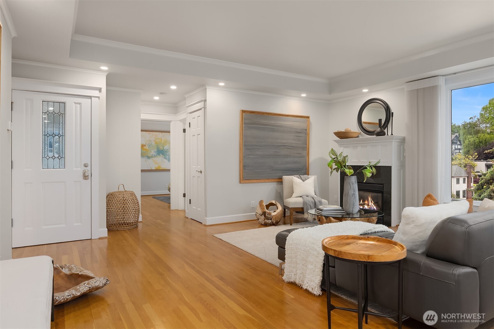 525 West Prospect Street, Unit A Seattle, WA 98119 - Photo 11 of 31