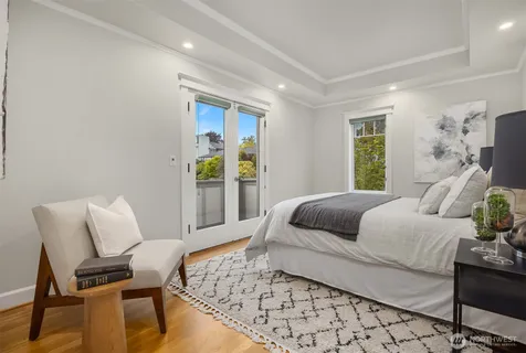 $1,295,000 | 525 West Prospect Street, Unit A, Seattle, WA 98119