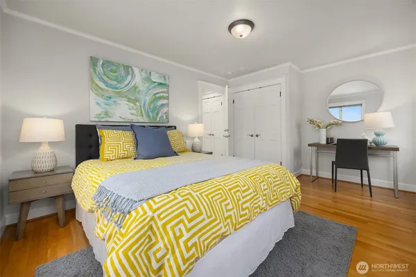 $1,295,000 | 525 West Prospect Street, Unit A, Seattle, WA 98119