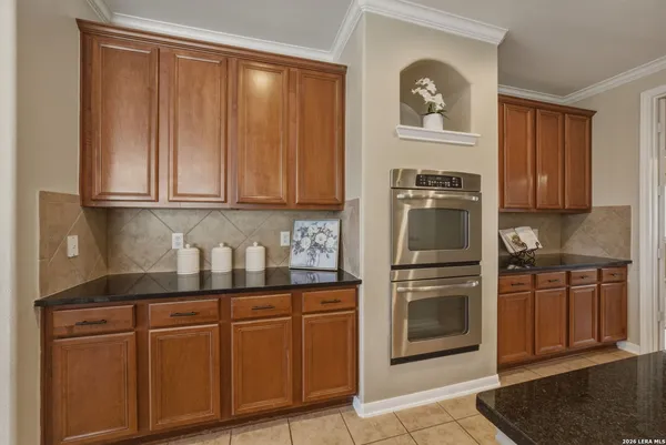 $500,000 | 16106 Ponderosa Pth, Helotes, TX 78023