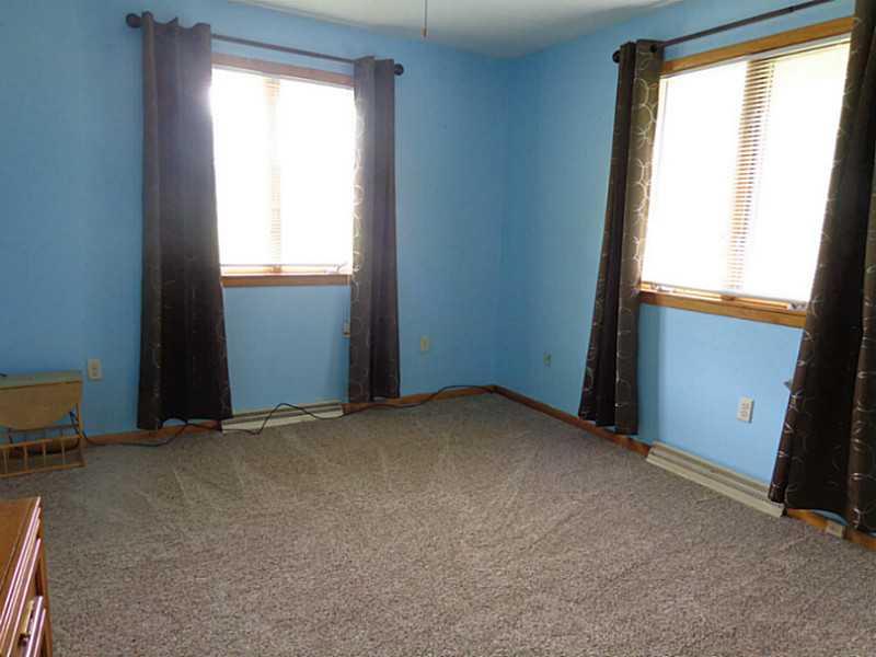 575 Koonce Road Hermitage, PA 16148 - Photo 10 of 21 Bedroom. Bedroom #2