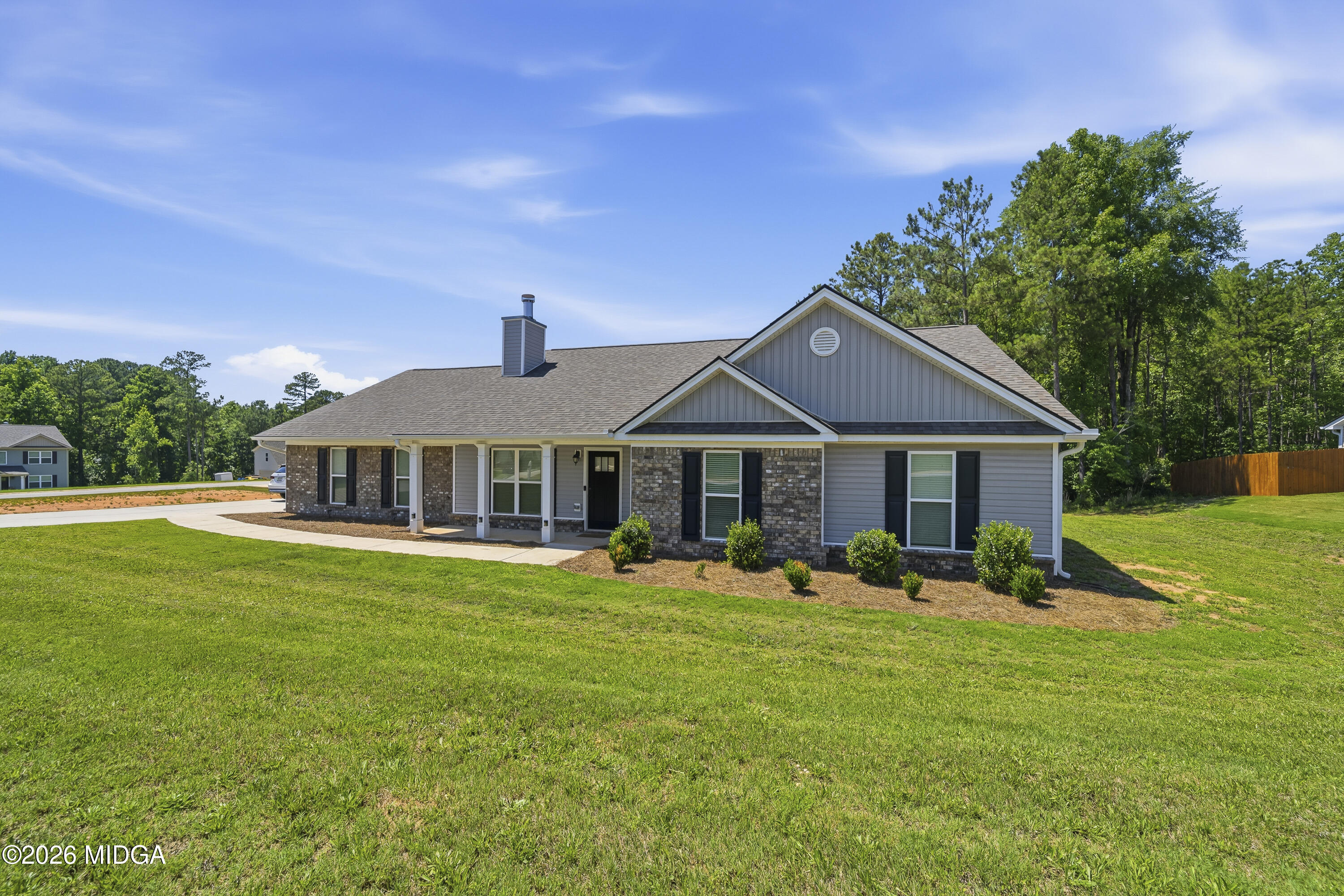 381 Riley Circle Northwest Milledgeville, GA 31061 - Photo 2 of 39 2