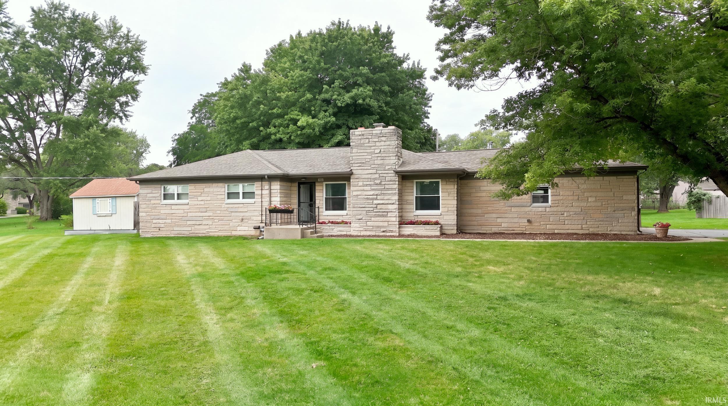 6226 East Hills Road Fort Wayne, IN 46804 - Photo 3 of 34 Gallery Image 3