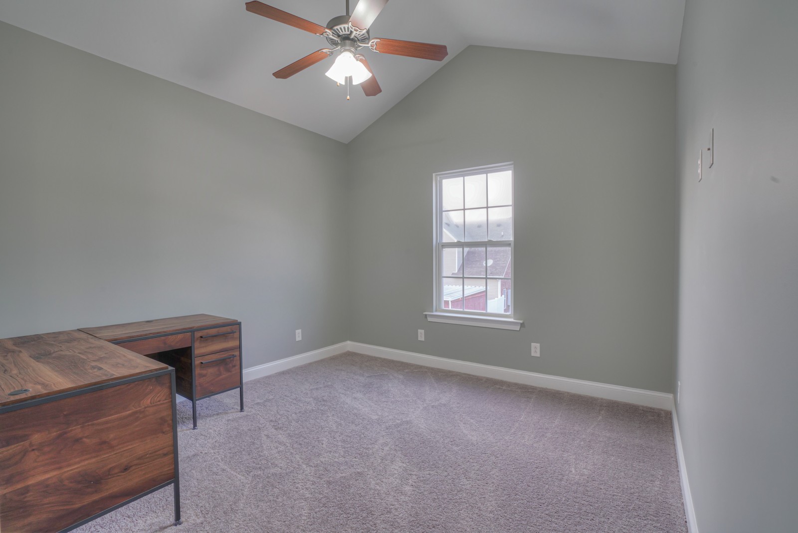 214 Rowlette Circle Murfreesboro, TN 37127 - Photo 20 of 27 an empty room with windows and fan