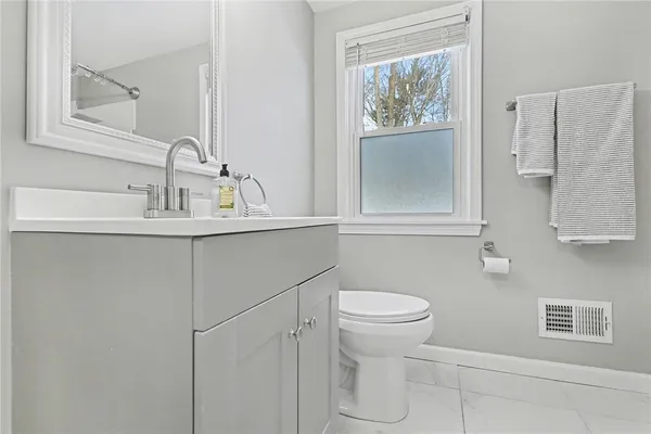 $2,750 | 534 Glenview Court, Webster, NY 14580