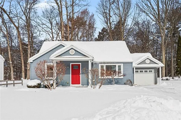 $2,750 | 534 Glenview Court, Webster, NY 14580