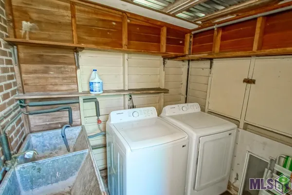 $369,000 | 3939-3941 Bauvais Street, Metairie, LA 70001