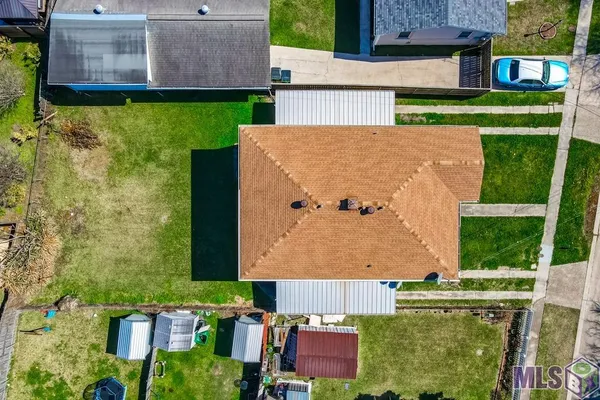 $369,000 | 3939-3941 Bauvais Street, Metairie, LA 70001