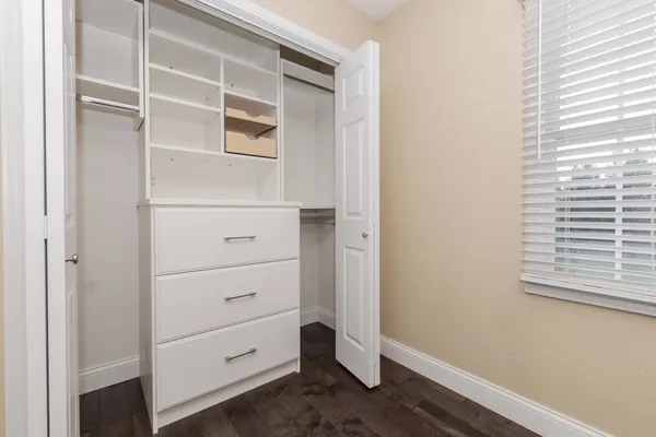 $449,900 | 1510 Cashel Drive, Bloomington, IL 61704