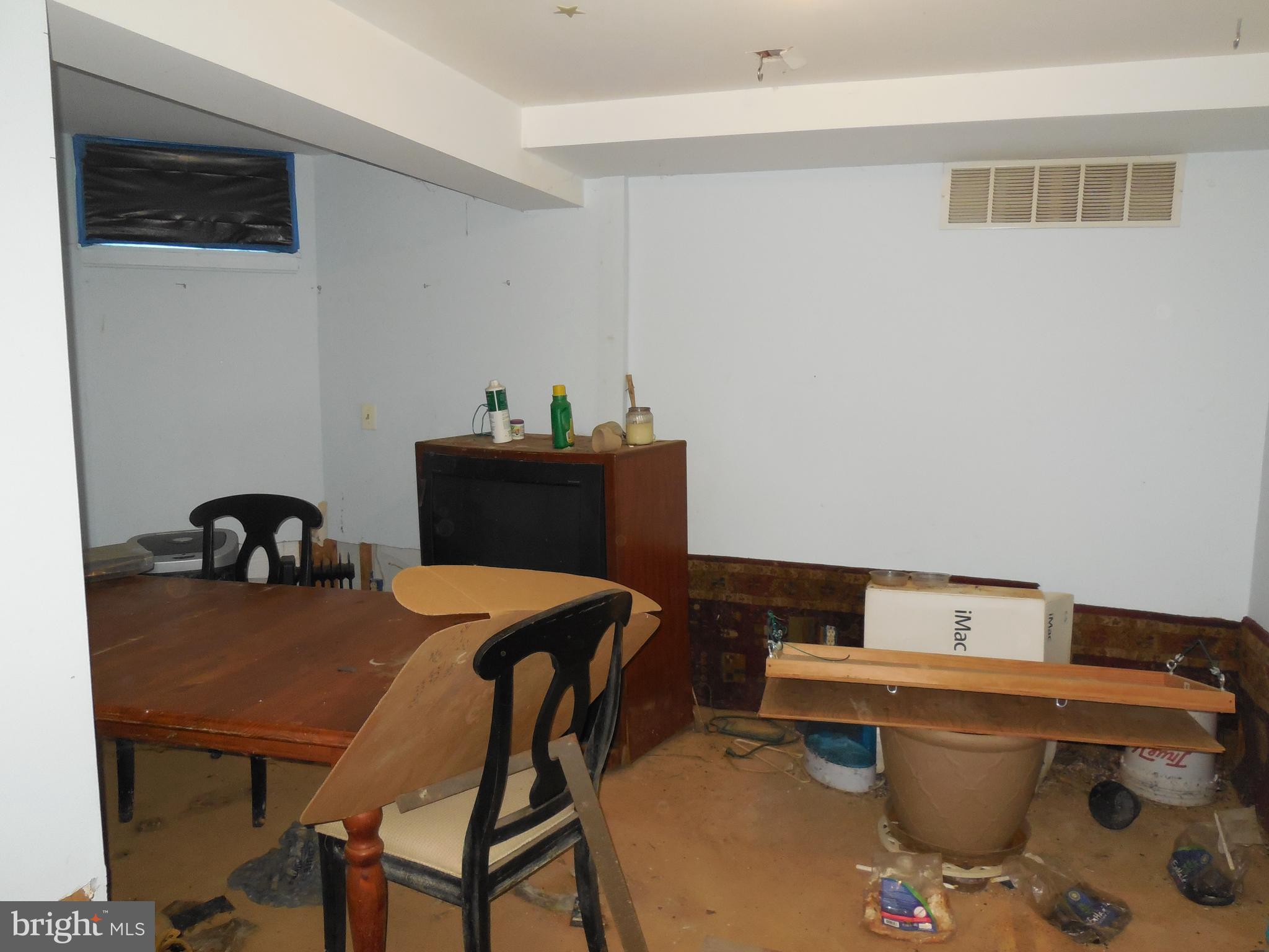 54 Mt Olivet Road Rising Sun, MD 21911 - Photo 22 of 66 a table and chairs in a room