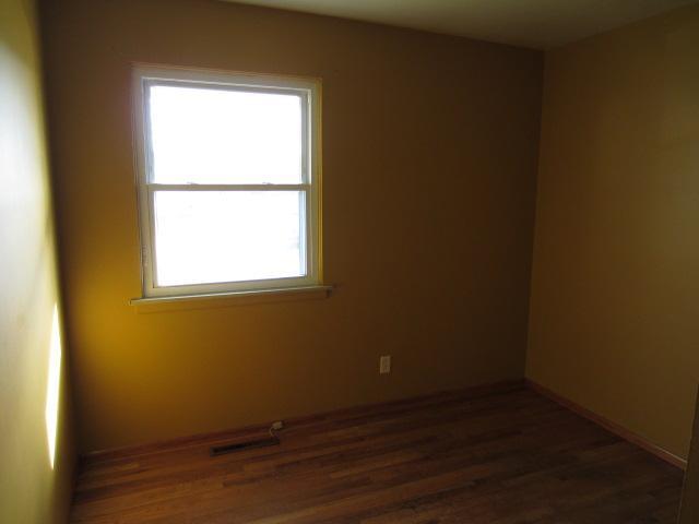 3427 Negley Road Columbus, OH 43232 - Photo 6 of 10 Gallery Image 6