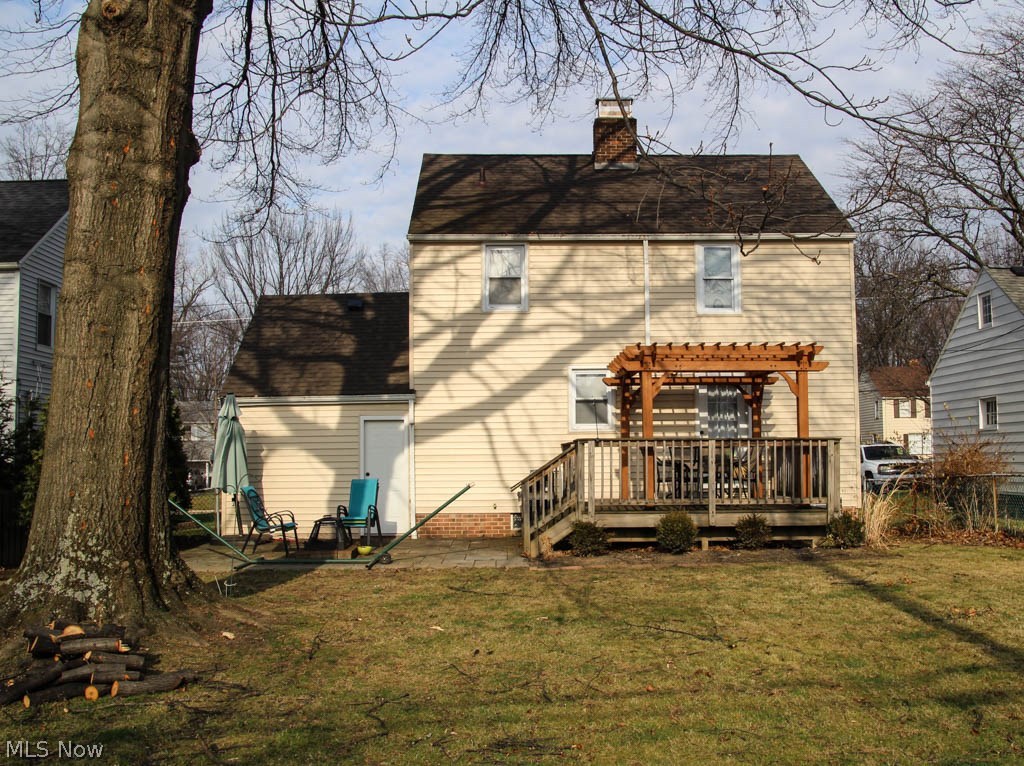 4996 Anderson Road Cleveland, OH 44124 - Photo 2 of 26 Great size back yard that is fully fenced in!