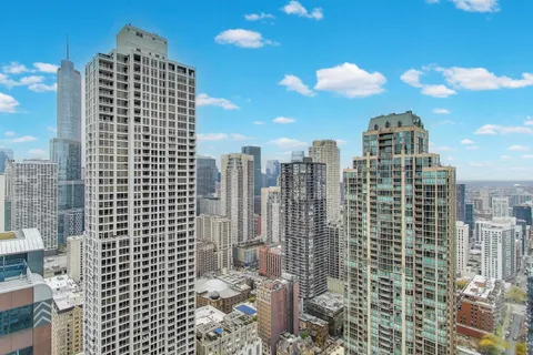 $1,280,000 | 100 East Huron Street, Unit 3505, Chicago, IL 60611