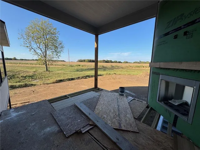 $882,120 | 2 Red Fox Circle, Greenwood, MO 64034