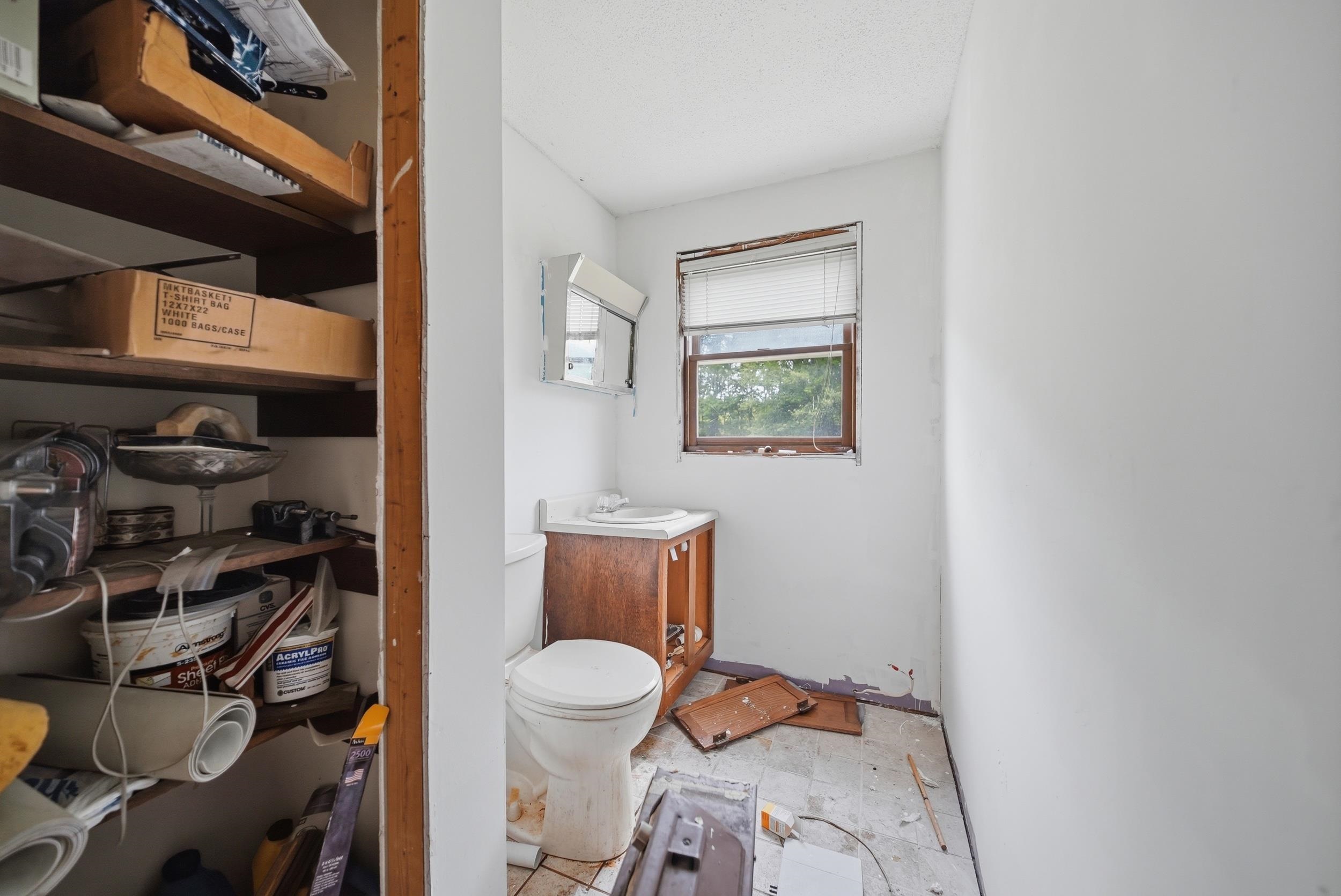 13 Sunnyside Lane, Unit R Derry, NH 03038 - Photo 26 of 54