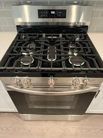 $2,300 | 2027 Summer Night Drive, Houston, TX 77073