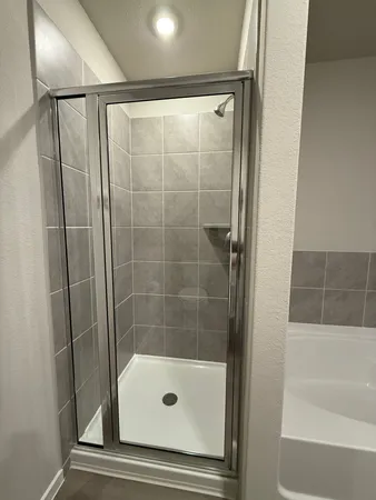 $2,300 | 2027 Summer Night Drive, Houston, TX 77073