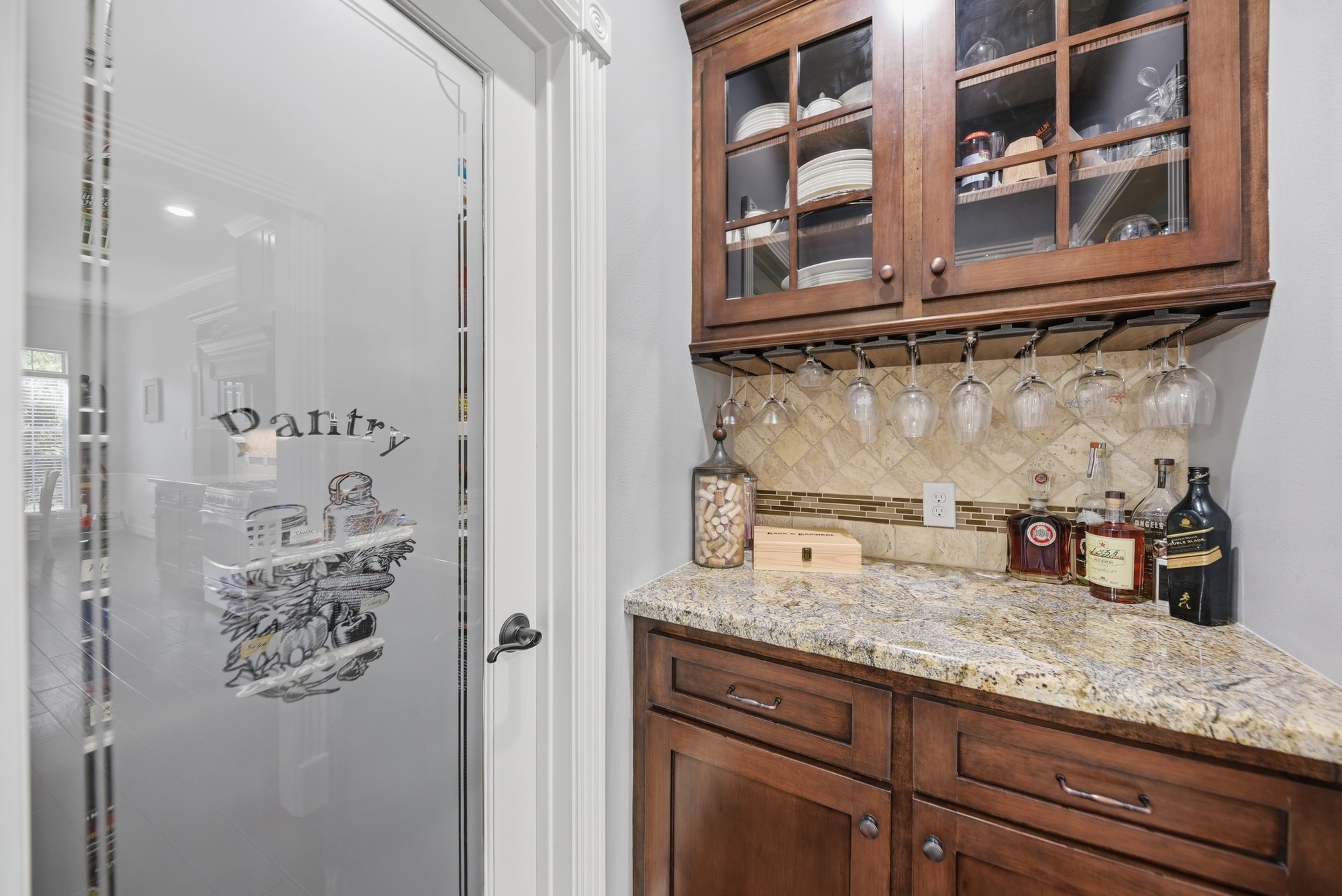 1205 Pecan Glen Road Brenham, TX 77833 - Photo 15 of 40 Pantry and Bar Nook