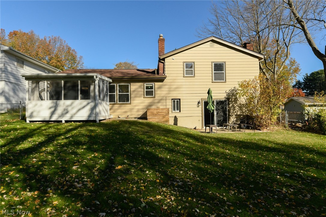2518 Barrington Road Akron, OH 44333 - Photo 3 of 28 Gallery Image 3