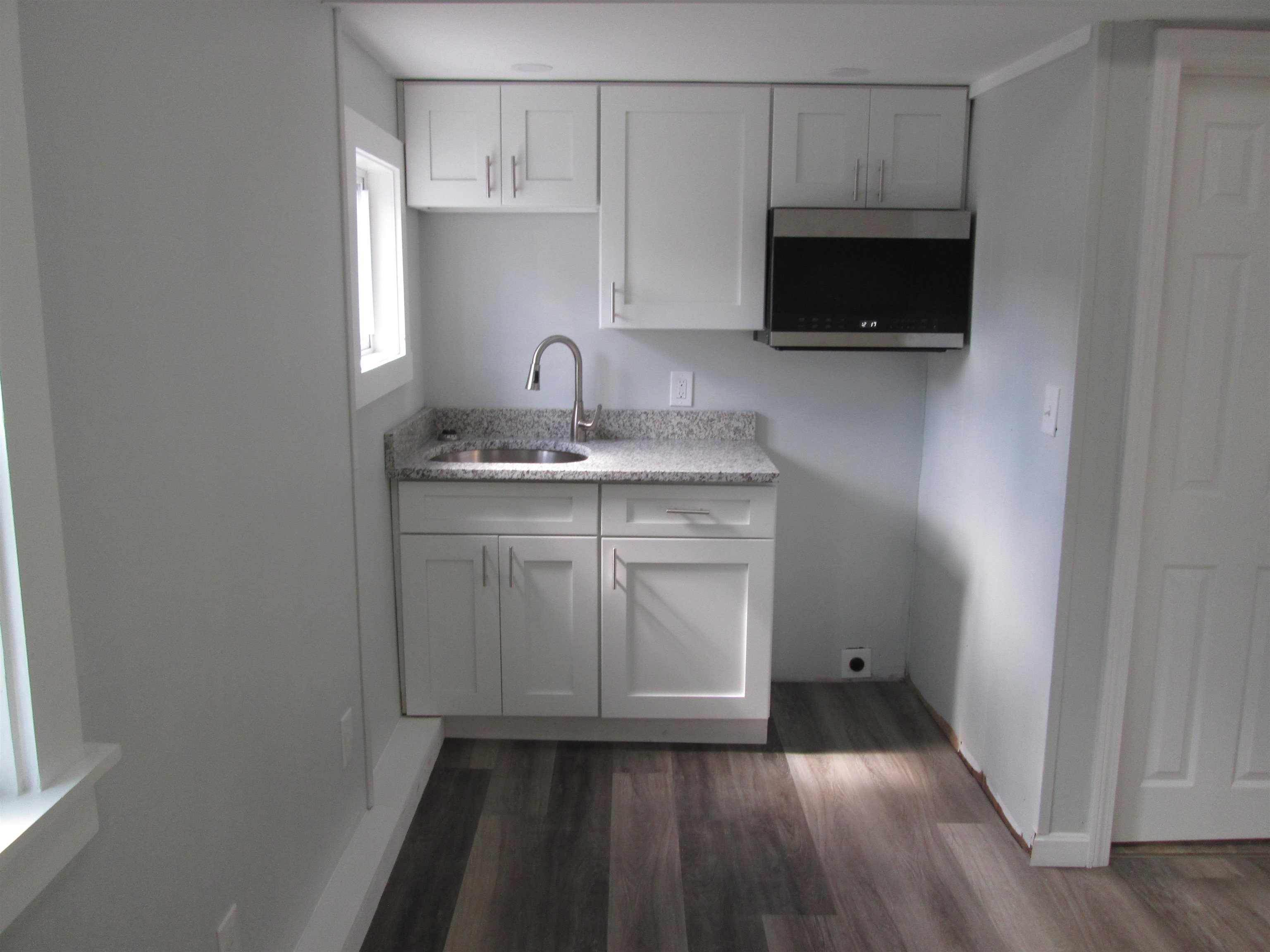 4 Auburn Ave Extension Hampton, NH 03842 - Photo 18 of 40