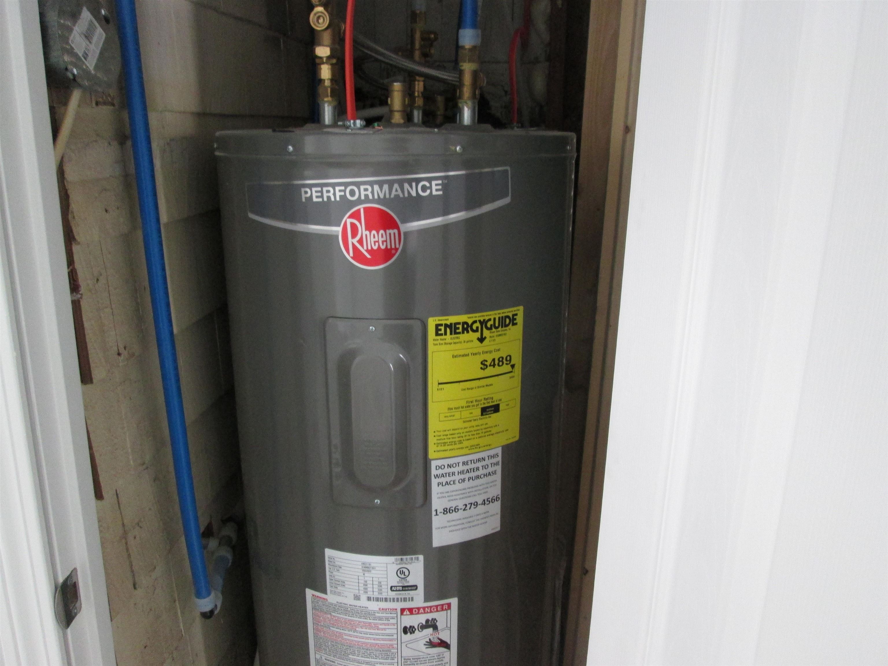 4 Auburn Ave Extension Hampton, NH 03842 - Photo 25 of 40