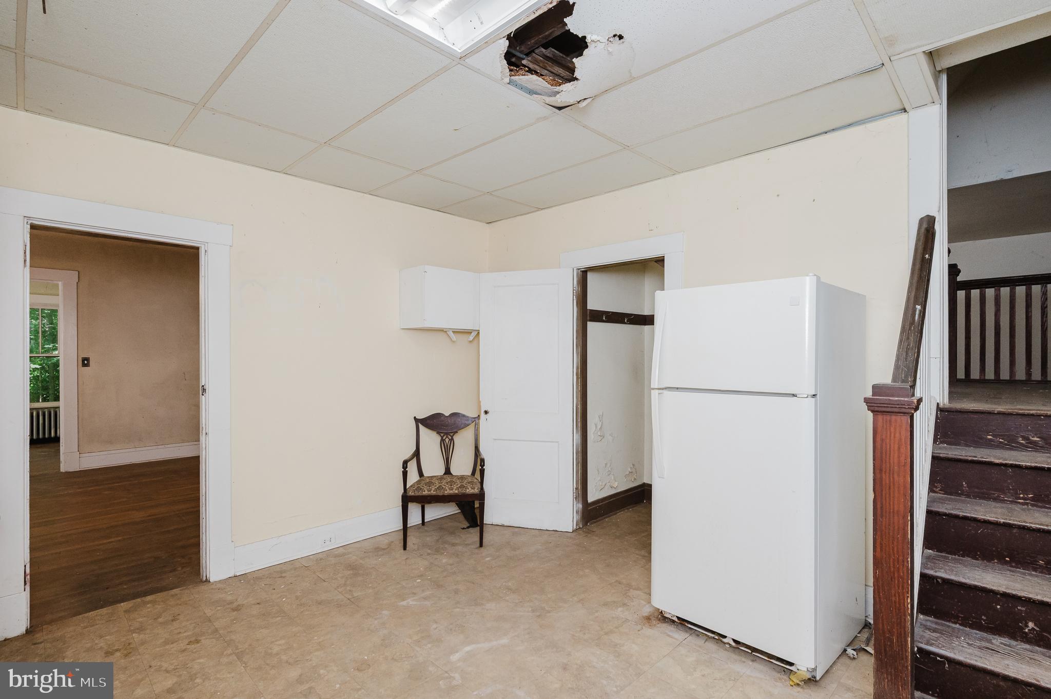 103 Sherwood Road Cockeysville, MD 21030 - Photo 15 of 59