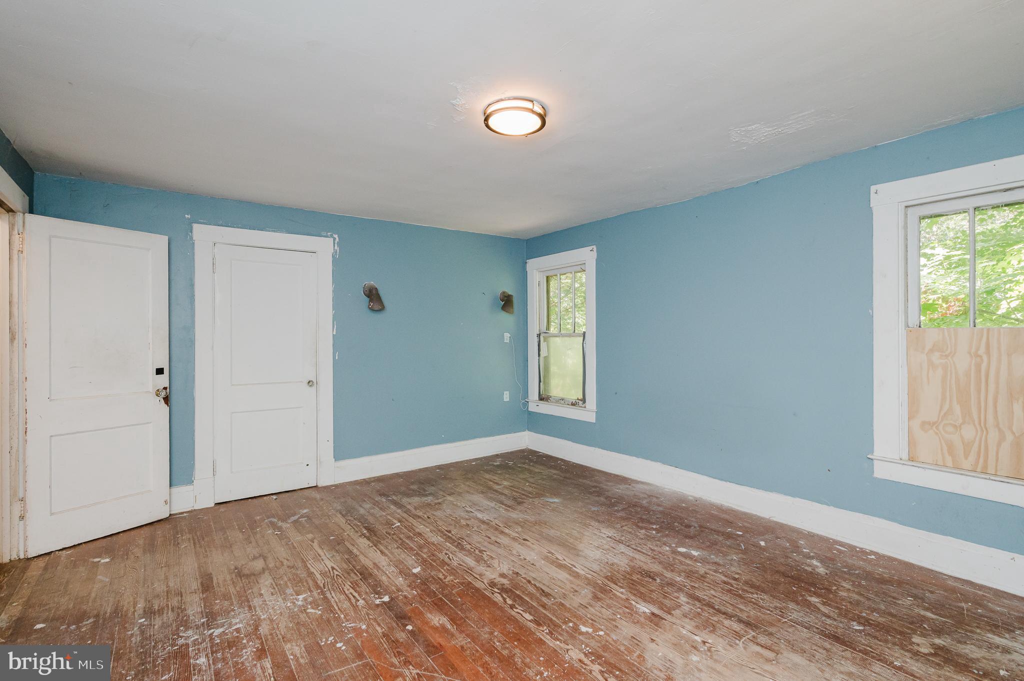 103 Sherwood Road Cockeysville, MD 21030 - Photo 26 of 59 a view of an empty room with window and closet area