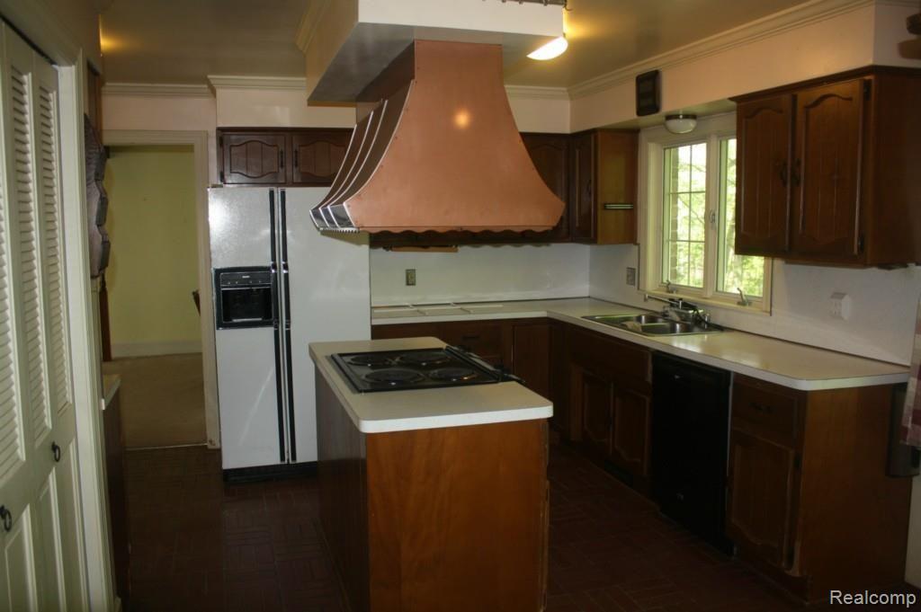 1465 Dockham Road Columbiaville, MI 48421 - Photo 15 of 33