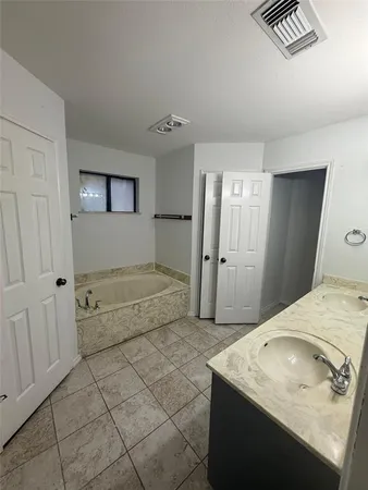 $3,399 | 1009 Village Wood Court, Arlington, TX 76012