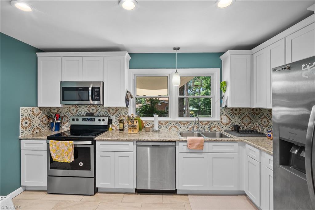 1001 Oakview Road High Point, NC 27265 - Photo 18 of 35