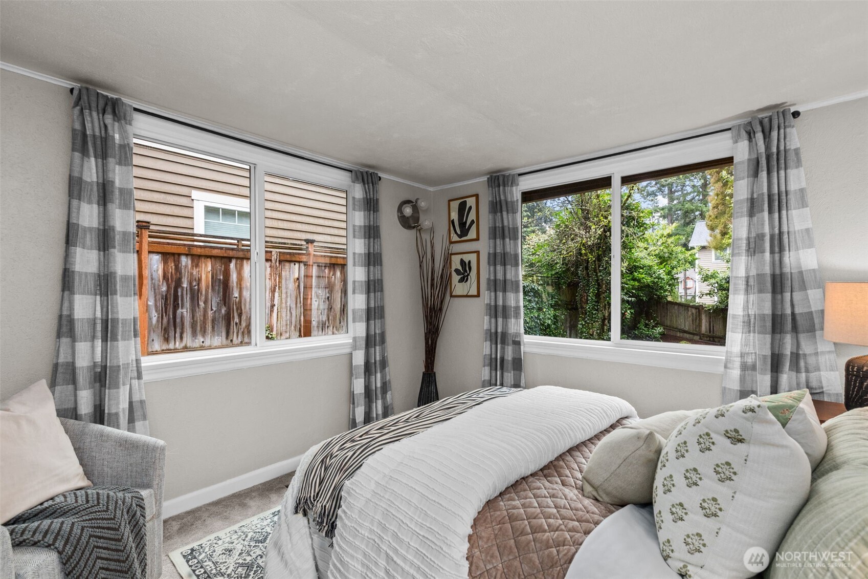 132 Northwest 143rd Street Seattle, WA 98177 - Photo 17 of 38