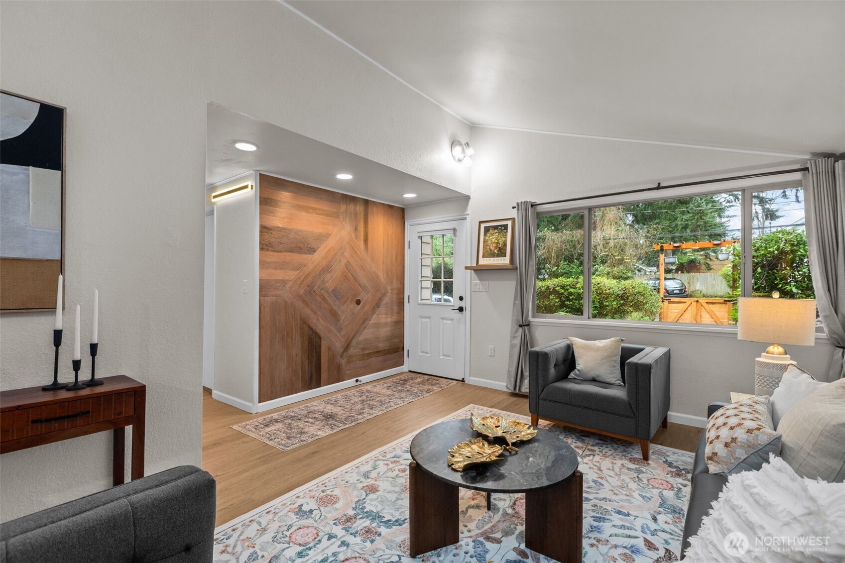 132 Northwest 143rd Street Seattle, WA 98177 - Photo 4 of 38